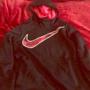 I’m selling a jacket that’s a brand of Nike